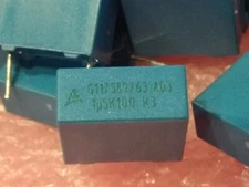 EPCOS 1.5uF 100V Polyester Film Capacitor, 1.5uF MKT Film Capacitor ( 4 pcs )