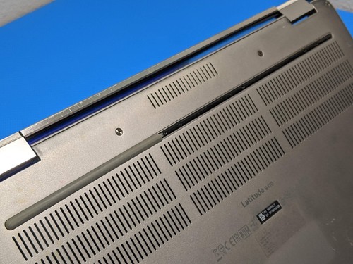 Dell Latitude 9410 2 in 1 14" FHD TOUCH i7-10610U 1,8 GHz 16 GB 256 GB Windows 11 Pro - Foto 13 di 24