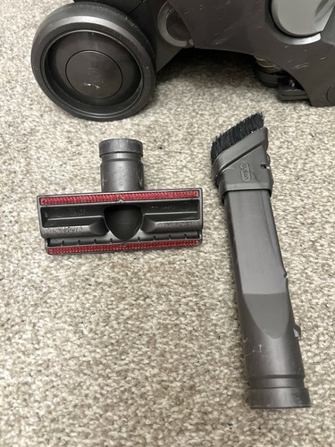 Dyson DC33 Upright Vacuum Cleaner Multi Floor Carpet Cleaner With Attachments - Picture 12 of 17