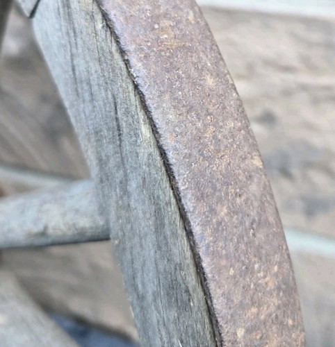 ANTIKES PRIMITIVES WAGEN / WAGENRAD STAHLFELGE, HOLZSPEICHEN - Bild 8 von 11