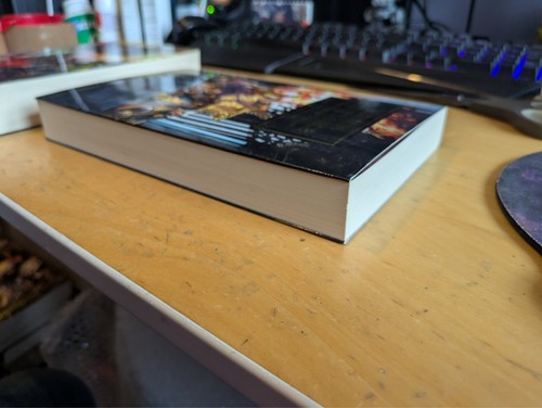 Horus Häresie Herolde der Belagerung großer Taschenbuchroman - Bild 4 von 4