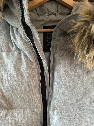 Grey padded wool fur trim gilet by Gap, size M - Picture 3 of 9