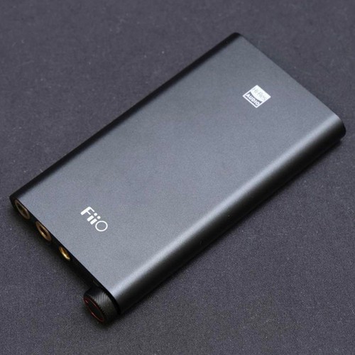 FiiO Q3 Portable DAC and Headphone Amplifier THX AAA TECHNOLOGY USB Excellent - Picture 5 of 7