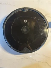 iRobot Roomba 692 Wi-Fi Connected Robot Vacuum