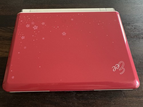 Asus Eee PC 901 8.9" Intel Atom 1.6 GHz Notebook - Picture 6 of 14