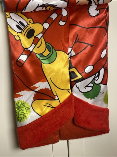 Disney Mickey & Friends 48” Christmas Tree Skirt RUZ Holiday Decor - NEW - Picture 9 of 10