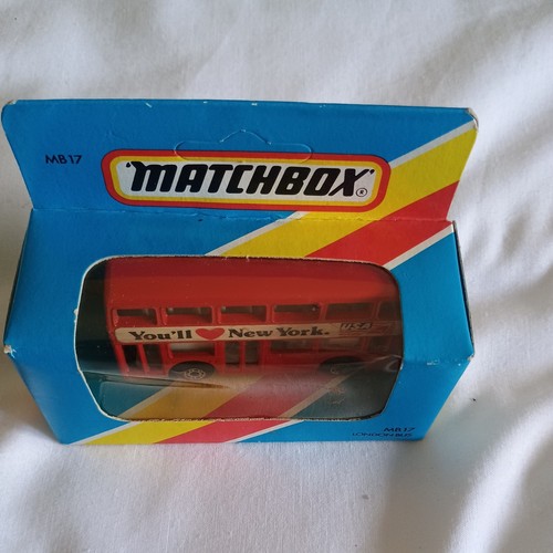 Matchbox MB17 London Bus. You'll Love New York. Model in mint condition. Boxed - Picture 2 of 6