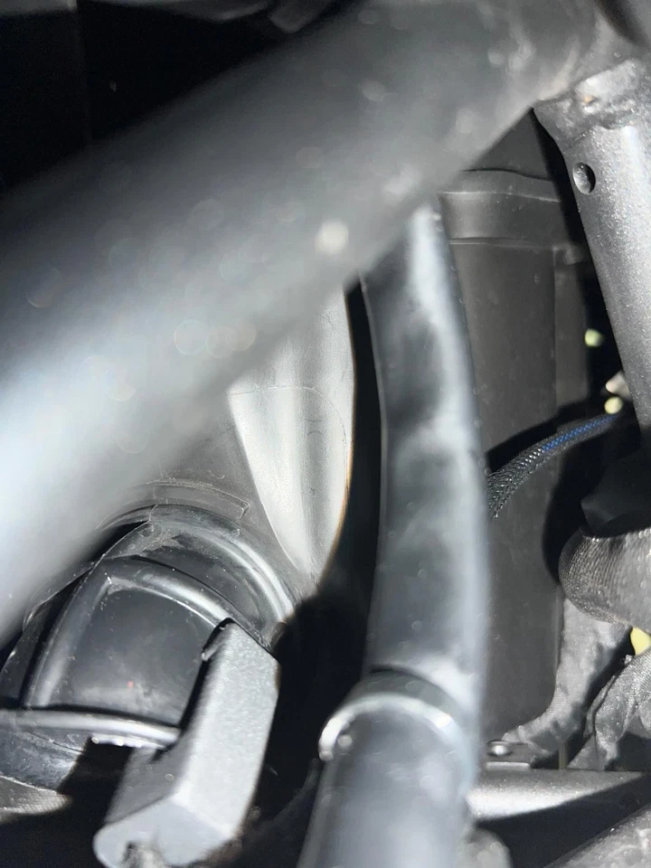 Modifica sensore IAT con NTC in scatola filtro Benelli TRK 702 & QJ SRT 700 - Immagine 2 di 4