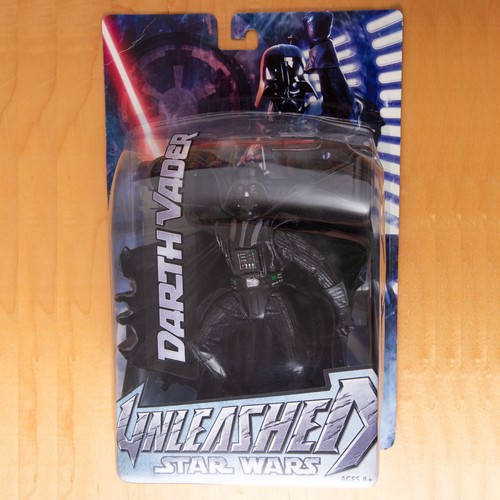 2005 Darth Vader / Star Wars UNLEASHED - Toy Action Figure NEW Nerdhaven - Picture 2 of 8