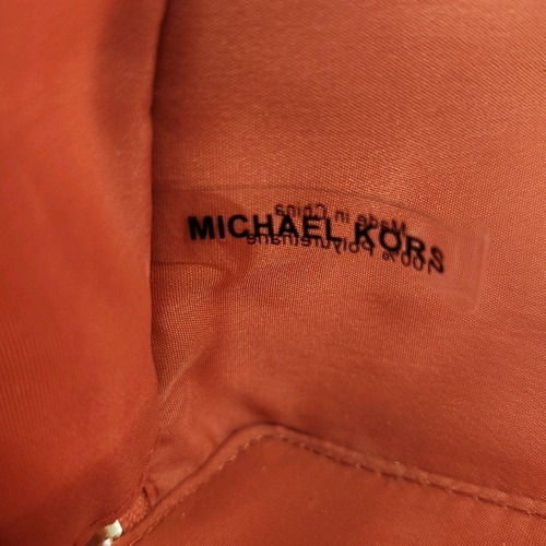 Michael Kors Cosmetic Bag/Clutch/Travel Zipper Pouch Coral W/Gold Logo 7" x 5" - Picture 6 of 6