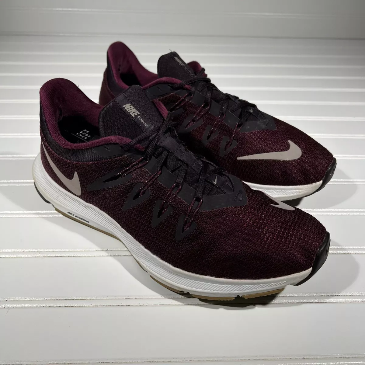 Nike clearance quest burgundy