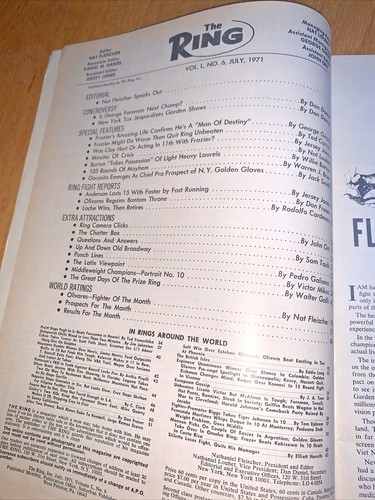 July 1971 - THE RING Magazine with GEORGE FOREMAN - Picture 2 of 12