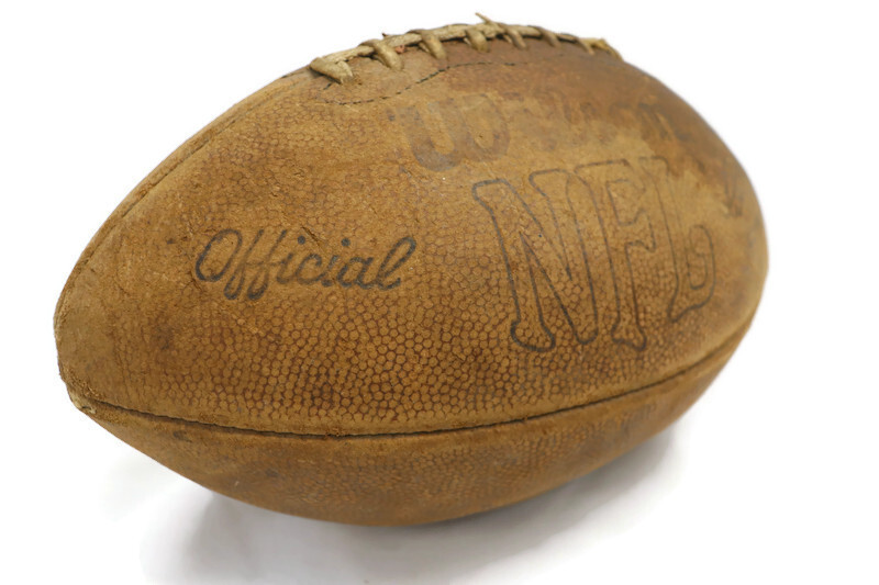 記念グッズ Wilson NFL AUTHENTIC GAME BALL THE DUKE s-l400.jpg