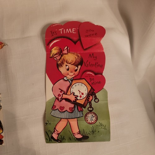 Vintage 1940s 1950s Valentines For Girls to give. - Picture 7 of 12