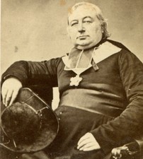 MAN IN RELIGIOUS REGALIA.  CDV, PARIS.