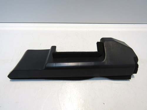KIA RIO 2017-20 OFFSIDE RIGHT RADIATOR TRIM (1.25l 16v Petrol G4LA)  Q2570/72 - Picture 1 of 9