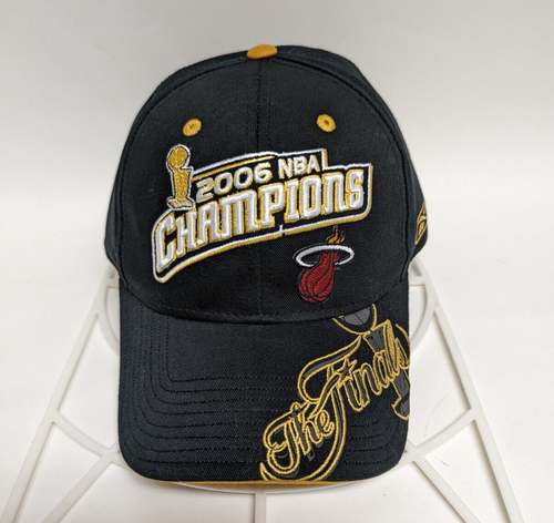 Neu ohne Etikett Reebok NBA Miami Heat 2006 Champions Riemen Mütze Kappe - Bild 1 von 6
