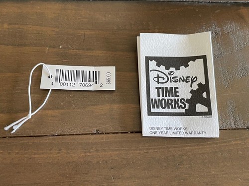 Disney- Happiest Celebration on Earth Ladies Watch & Beautiful Lacquer Wood Box - Picture 8 of 8