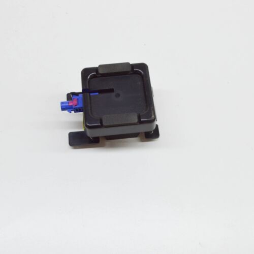 FORD RANGER T6 MK3 GPS Antenna EB3T-19C175-DA 3.2 Diesel 147kw 2018 - Picture 2 of 7
