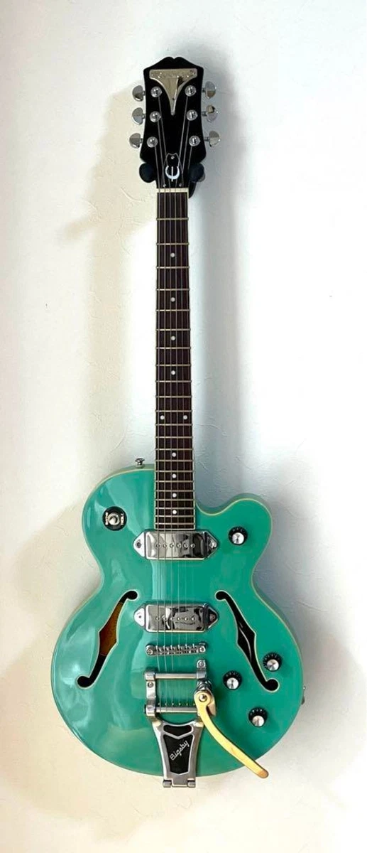 Epiphone WILDKAT Turquoise 2004 Electric Guitar with Hard case F/S