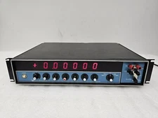 ANALOGIC DATA PRECISION 8200 Multifunction DC Voltage Calibrator