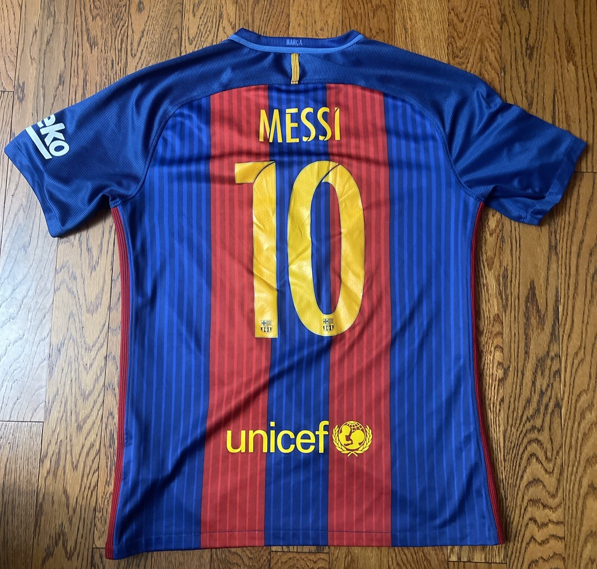 Nike FC Barcelona Lionel Messi 2015 FIFA World Champions Nike FC Barcelona Lionel Messi 2015 FIFA World Champions