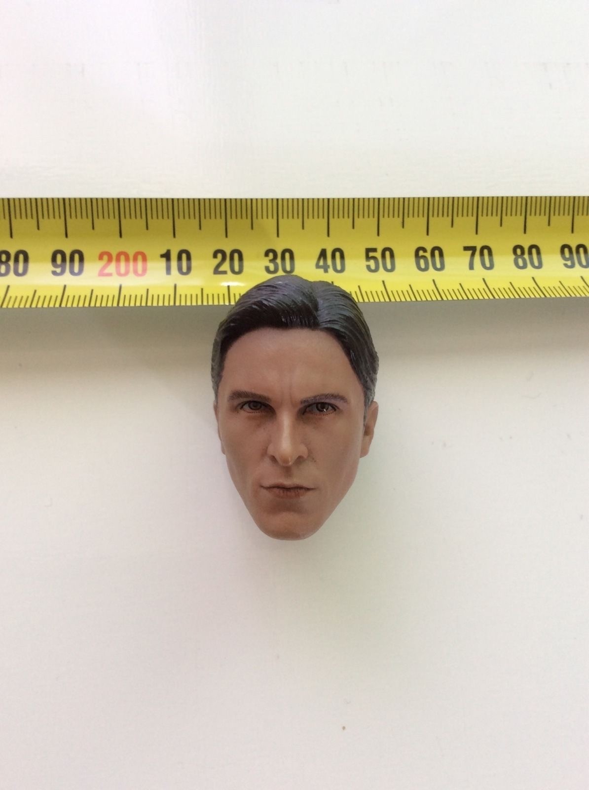 1 6 Hot Toys Batman TDK Bruce Wayne Head Sculpt no2 1 6 Hot Toys Batman TDK Bruce Wayne Head Sculpt no2