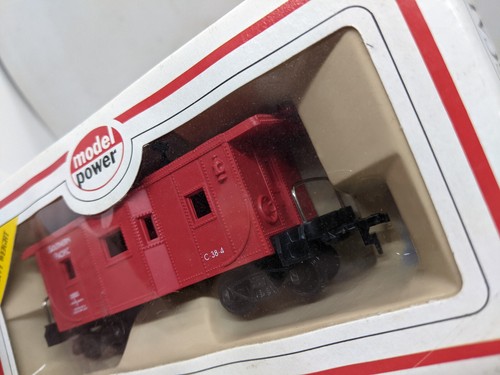 MODEL POWER HO SCALE 8247 36' BAY WINDOW CABOOSE vintage - Picture 3 of 4