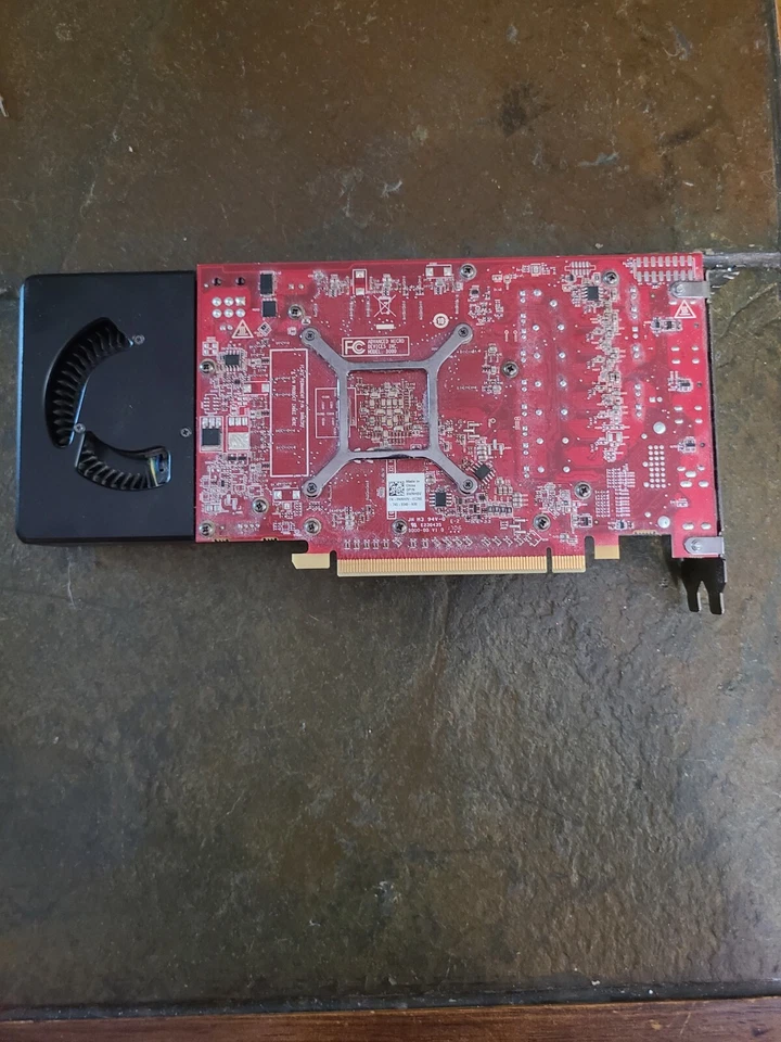 AMD Radeon RX 570 4GB GDDR5 Gaming Graphics Card - Image 2 of 4