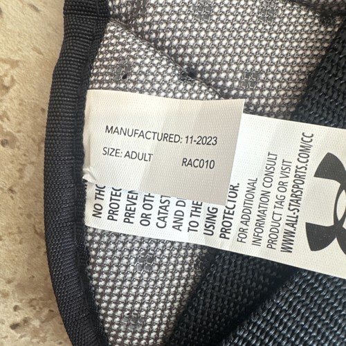 Protector de piernas Under Armour Catchers Converge 2 Pro Series + protector de pecho negro - Imagen 4 de 7