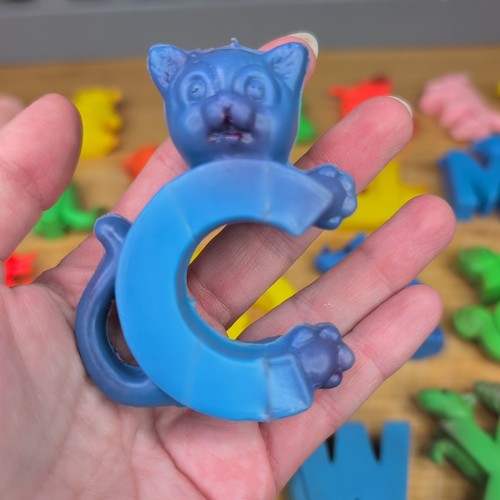 Molde soplado de colección 26 letras de animales alfabeto juguetes de plástico hueco adornos para pasteles de 3" - Imagen 7 de 9