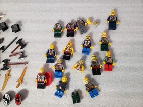 LEGO Vikings - Lot Of Legos From Sets 7017, 7018, 7019 With Minifig - READ DISC!