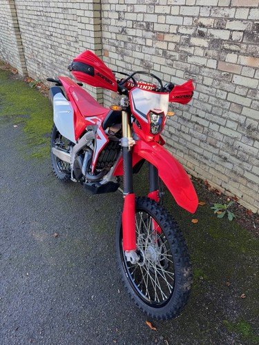 Honda Crf450L Enduro motocycle - Picture 4 of 6