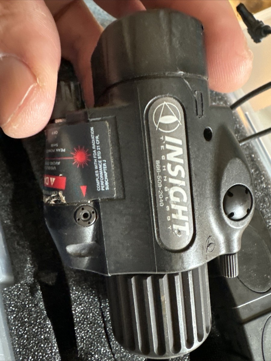 中古 美品 INSIGHT TECHNOLOGY M6X LED イルミネータ/赤レーザー MK18 Laure，ADM， Trijicon，Leupold， Surefire Insight M6X-G Long Gun LED Tactical Laser Illuminator - Centerfire