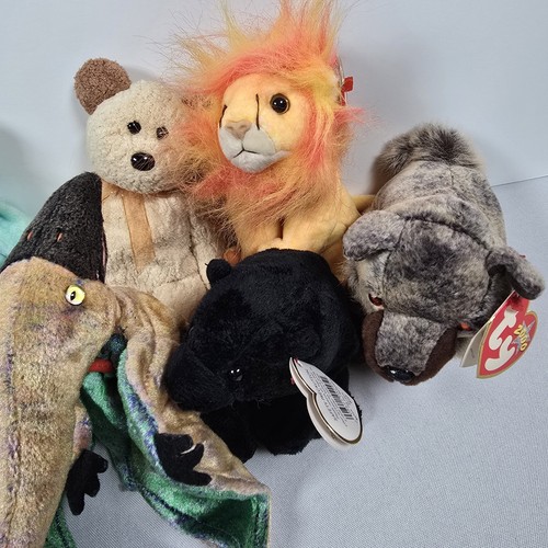 Ty Beanie Babies Lot of 11:  2000 Holographic Star: HOWL ARIEL CINDERS TRUMPET + - Picture 4 of 22