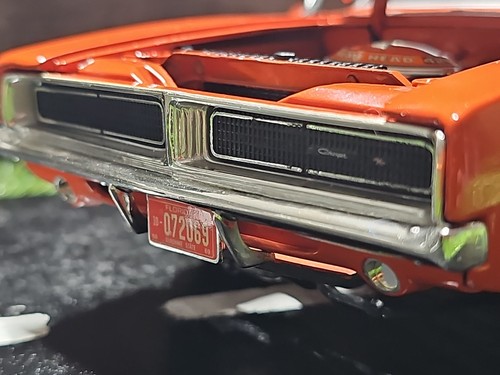 Ertl 1969 Dodge Hemi Charger R/T 1:18 Scale Diecast Car NO BOX - Picture 3 of 21