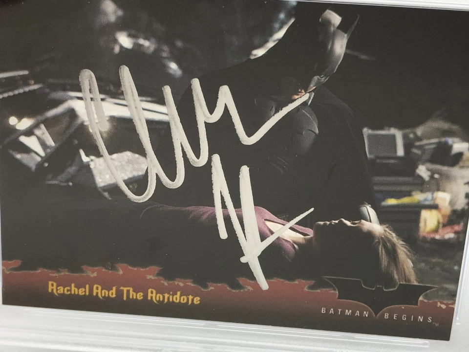 CHRISTIAN BALE PSA AUTO Topps BATMAN BEGINS #69 Signed on Card PSA AUTHENTIC - Image 2 of 4