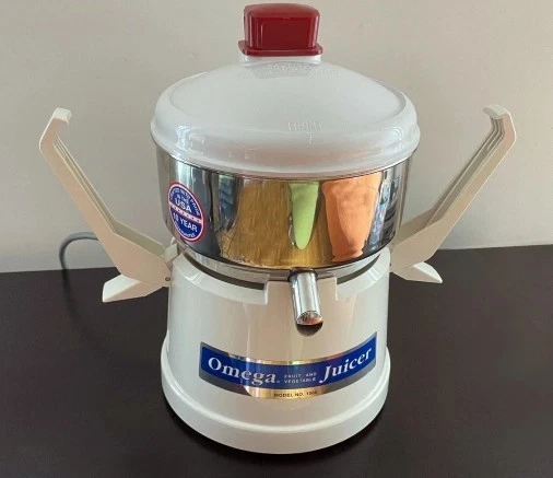 Exprimidor OMEGA Modelo Nº#1000 - Ligeramente Usado Foto 2 de 4