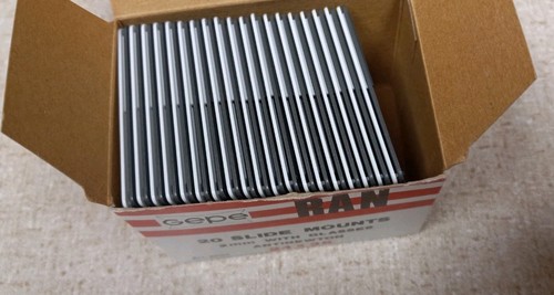 Gepe 6006 Slide Mounts for 35mm 24x36mm 2mm Box of 19 Antinewton - Picture 6 of 10