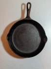 Vintage Griswold  #8 Cast Iron Skillet 704 Small Logo w Pour Spout