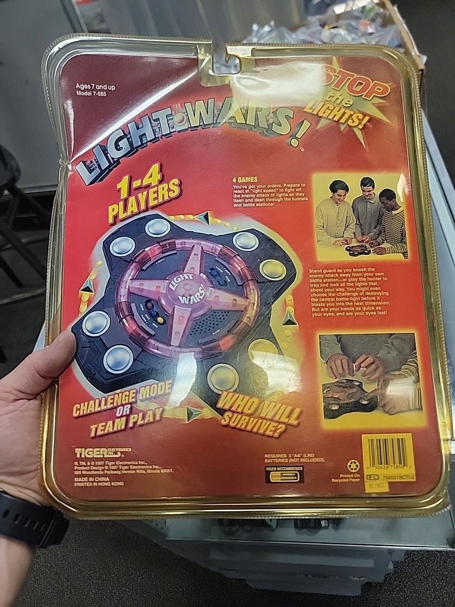 RARE Unopened 1997 Light Wars Electronic Game of Speed Skill
