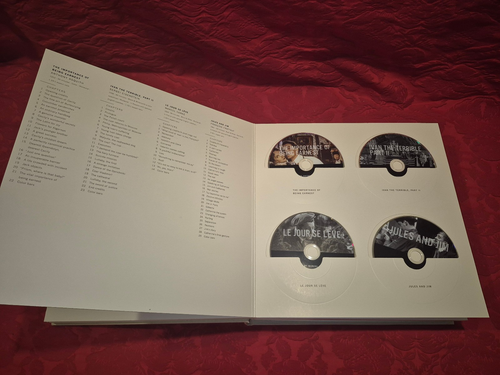 Essential Art House: 50 Years of Janus Films - 50 DVD Set and Hardcover Book - Imagen 7 de 16