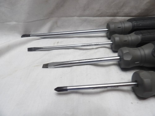 Assortment of Proto Screwdrivers - Picture 3 of 7