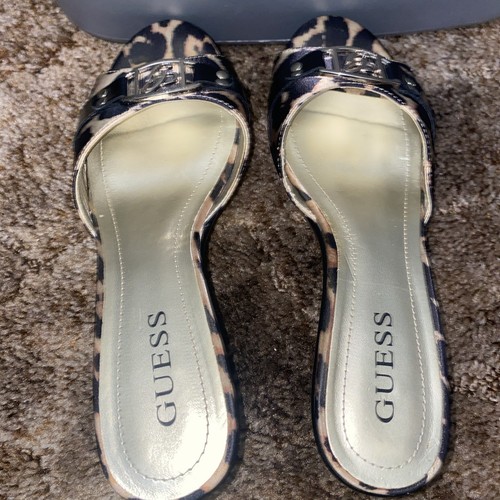 Guess Leopard Print Wedge Heel Open Toe Slip On With Charms Size 9M Dress Casual - Picture 5 of 7