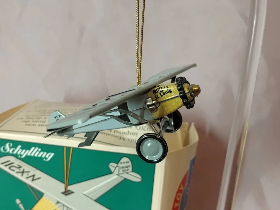 Adorno serie coleccionista juguete hojalata Schylling - Spirit of St. Louis Foto 2 de 4