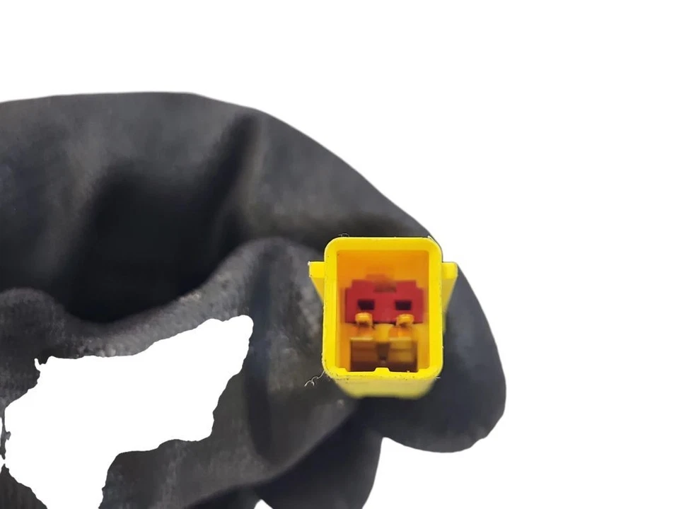 Передняя правая другая внутренняя деталь Ford Focus 2005 306833 JUT170745 - Изображение 4 из 4