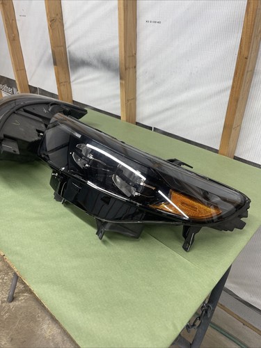 Ford Explorer interceptor Left And Right head lights OEM 2020-2024 - Picture 4 of 13