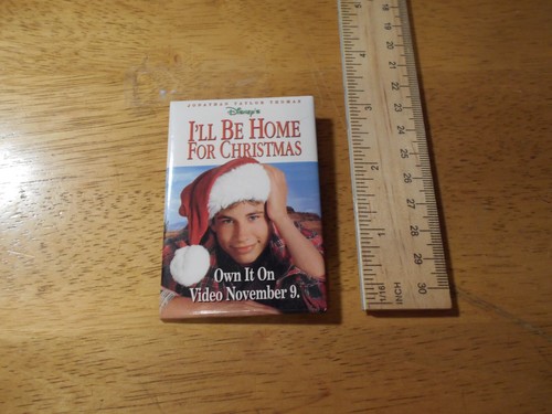 I'll be home for Christmas Jonathan Taylor Thomas Disney Pinback video button - Picture 2 of 3