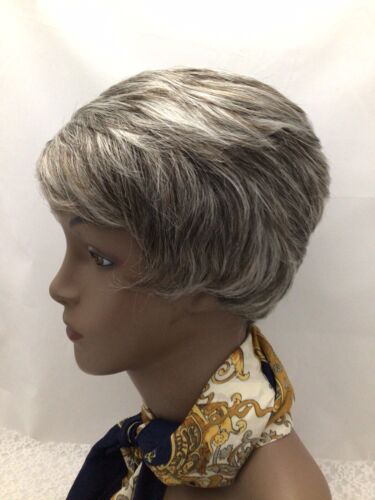 Wigs - Picture 3 of 8