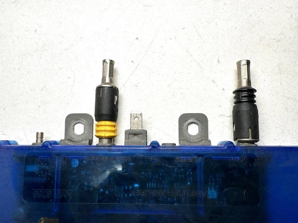 1999-2002 LAND ROVER RANGE ROVER HSE AM/FM AMPLIFICADOR DE ANTENA FABRICANTE DE EQUIPAMENTO ORIGINAL AMR6288 - Imagem 3 de 4